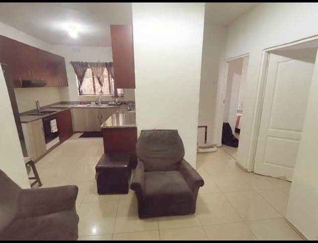 2 BEDROOM PROPERTY TO RENT IN RESERVOIR HILLS
